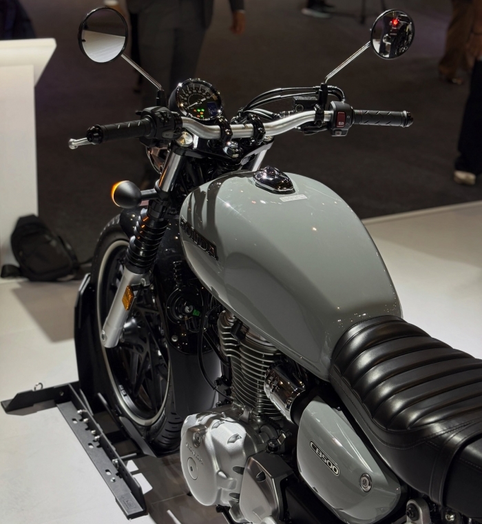 HONDA-CB500-15