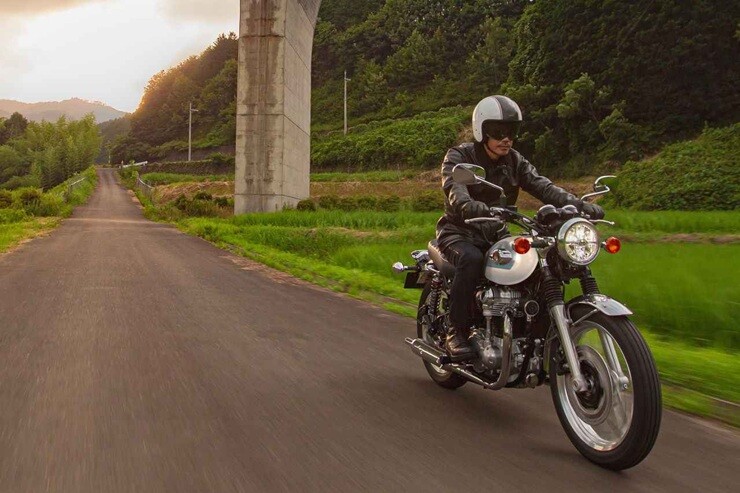 Kawasaki W800 2027: Thiết kế cổ điển, trang bị hiện đại - 6