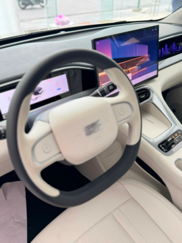 Geely EX2 2026 khuyến mãi T8/2026: Giá lăn bánh, thông số xe, trả góp