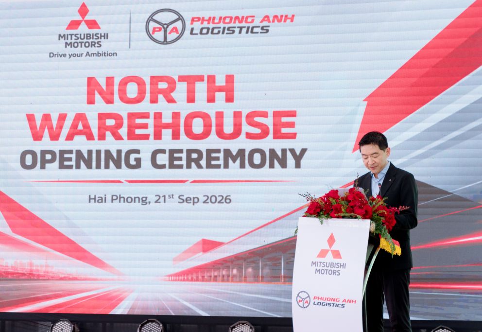 Hình ảnh kho phụ tùng ở phía trên