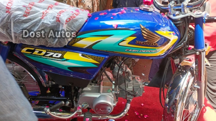 HONDA-CD70-5
