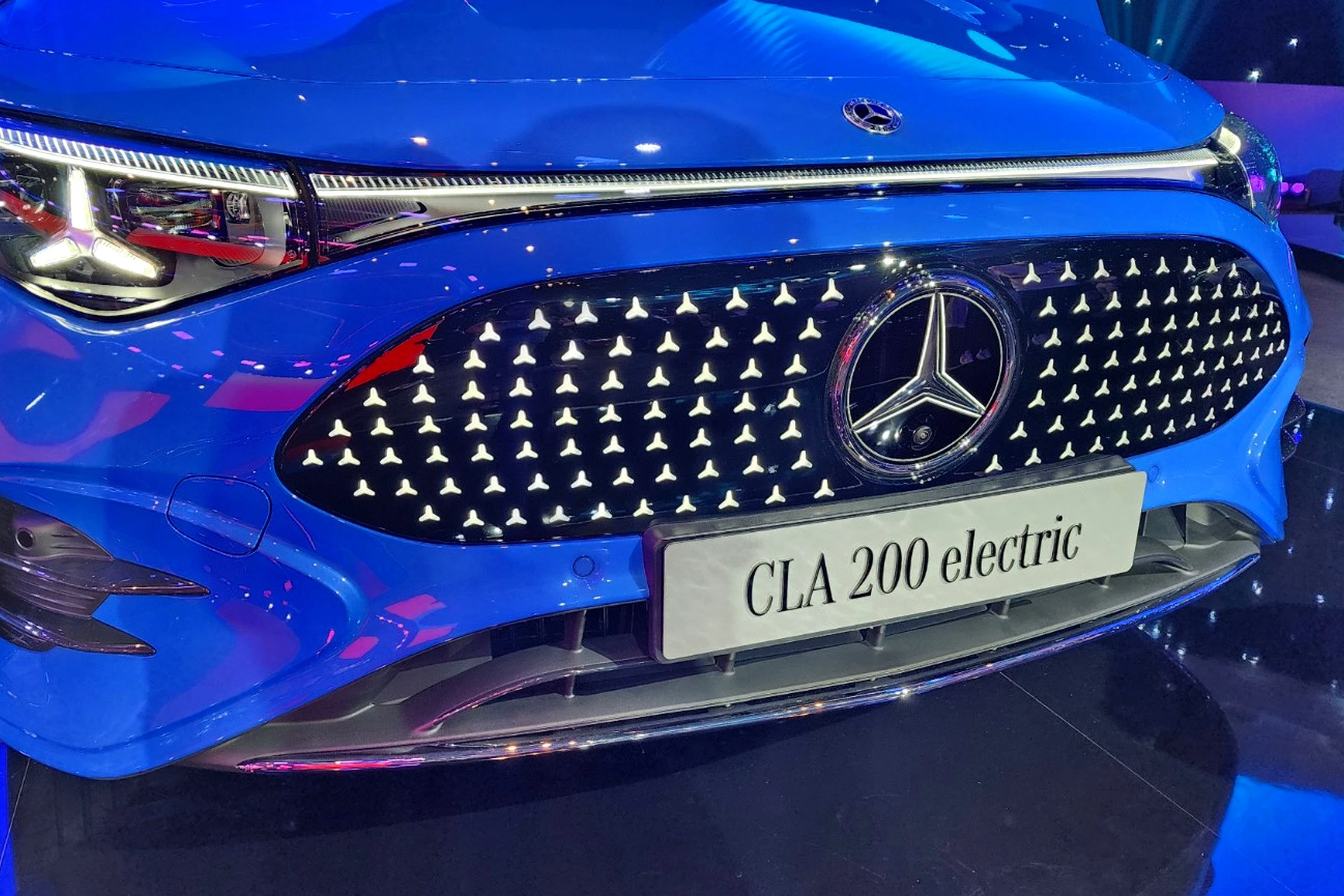 Xe điện giá 1,5 tỷ: Chọn Mercedes-Benz CLA 200 hay BYD Seal, Hyundai IONIQ 5? - Hình 3