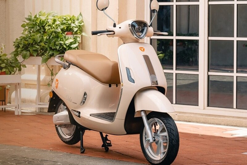 Xe máy điện mới giá 20 triệu sở hữu thiết kế cổ điển, nhiều công nghệ thông minh