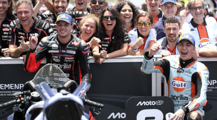 2 (9)
