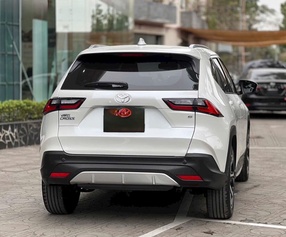 Ảnh thực tế một chiếc Toyota Yaris Cross được rao bán.