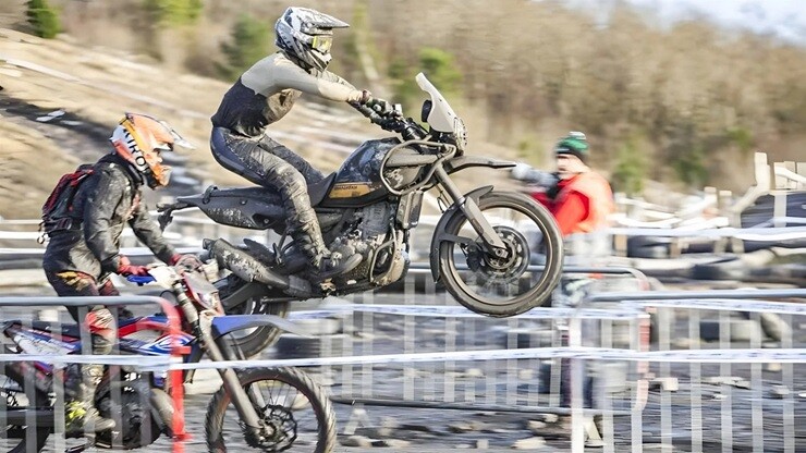Royal Enfield hồi sinh Himalayan 411 theo cách mới: Động cơ 443 cc, hộp số 6 cấp - 5