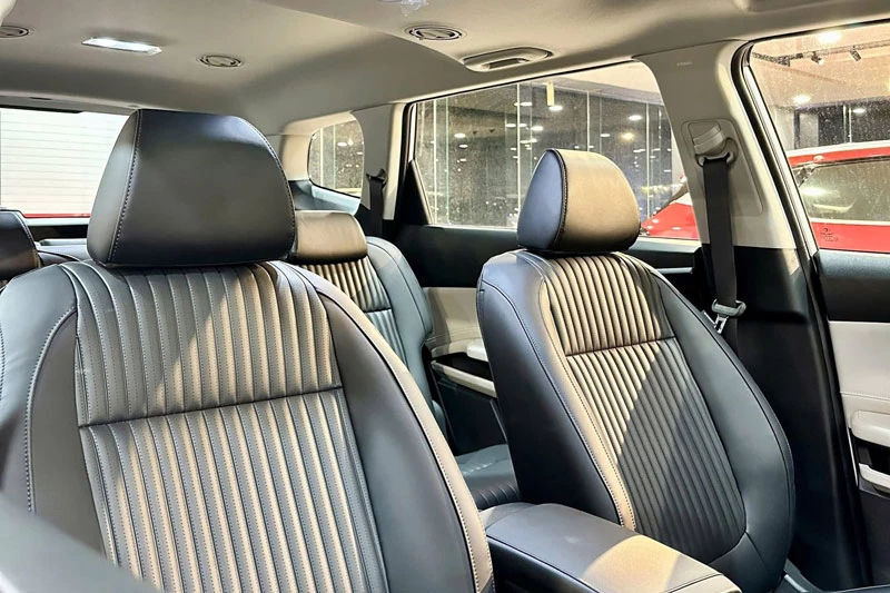 Chi tiết Kia Carens Clavis vừa ra mắt Việt Nam, giá từ 639 triệu đồng - Hình 5