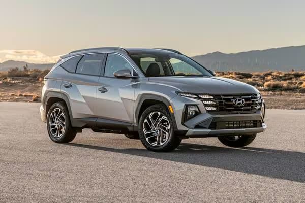 Hyundai Tucson Hybrid 2026