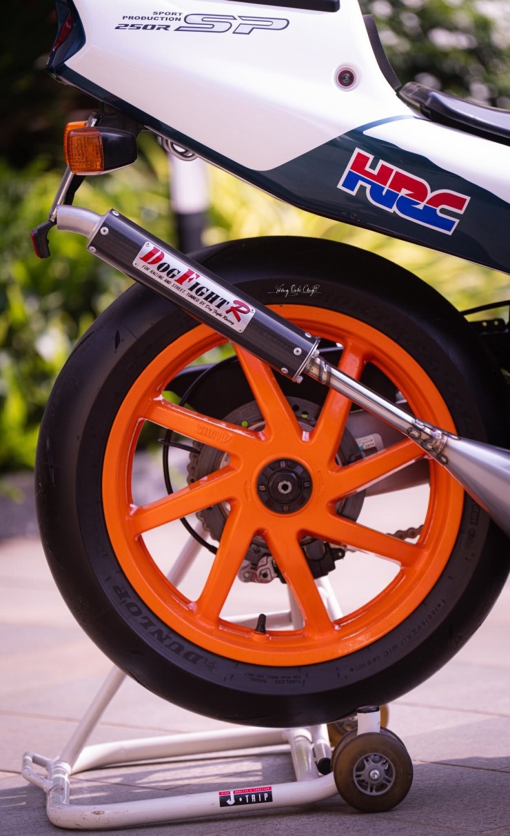 Dân chơi Đồng Nai dành hàng trăm triệu hồi sinh Honda NSR250R Repsol hàng hiếm - 10