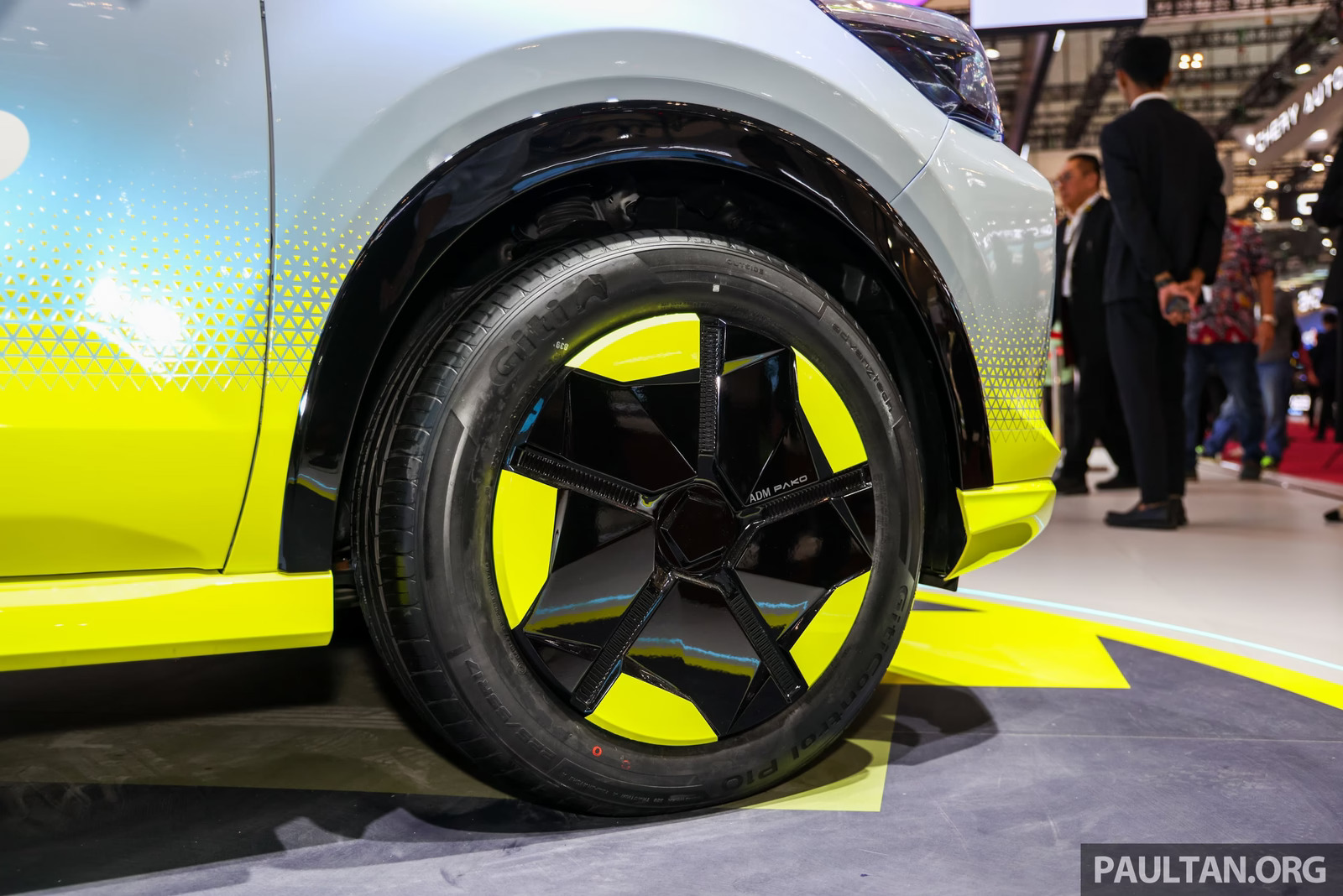 Daihatsu Rocky Hybrid ACTIVe chi tiết thiết kế