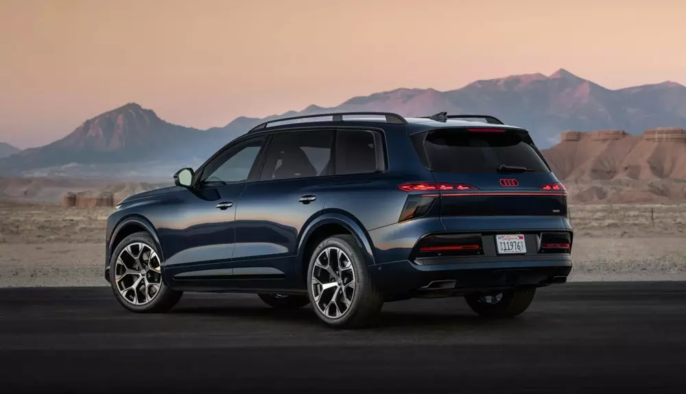 Audi Q9 2027 được trang bị cụm đèn hậu OLED hiện đại