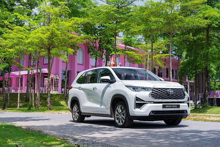 Toyota Innova Cross được trang bị nhiều công nghệ an toàn chủ động