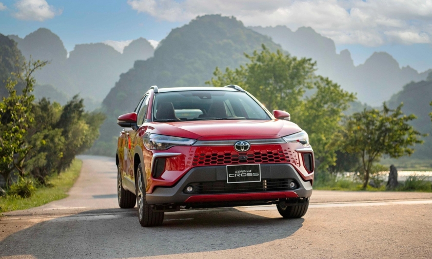 TOP 5 ô tô hybrid được người dùng Việt ưa chuộng nhất tháng 9/2026: Toyota chiếm ưu thế