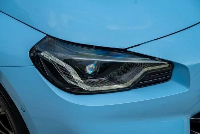 Cận cảnh BMW M2 giá gần 4,1 tỷ đồng vừa ra mắt thị trường Việt Nam - Hình 11