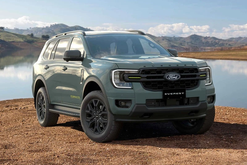 Ford Everest 2027 trình làng: Thêm phiên bản mới, giá hơn 1,3 tỷ đồng - Hình 1