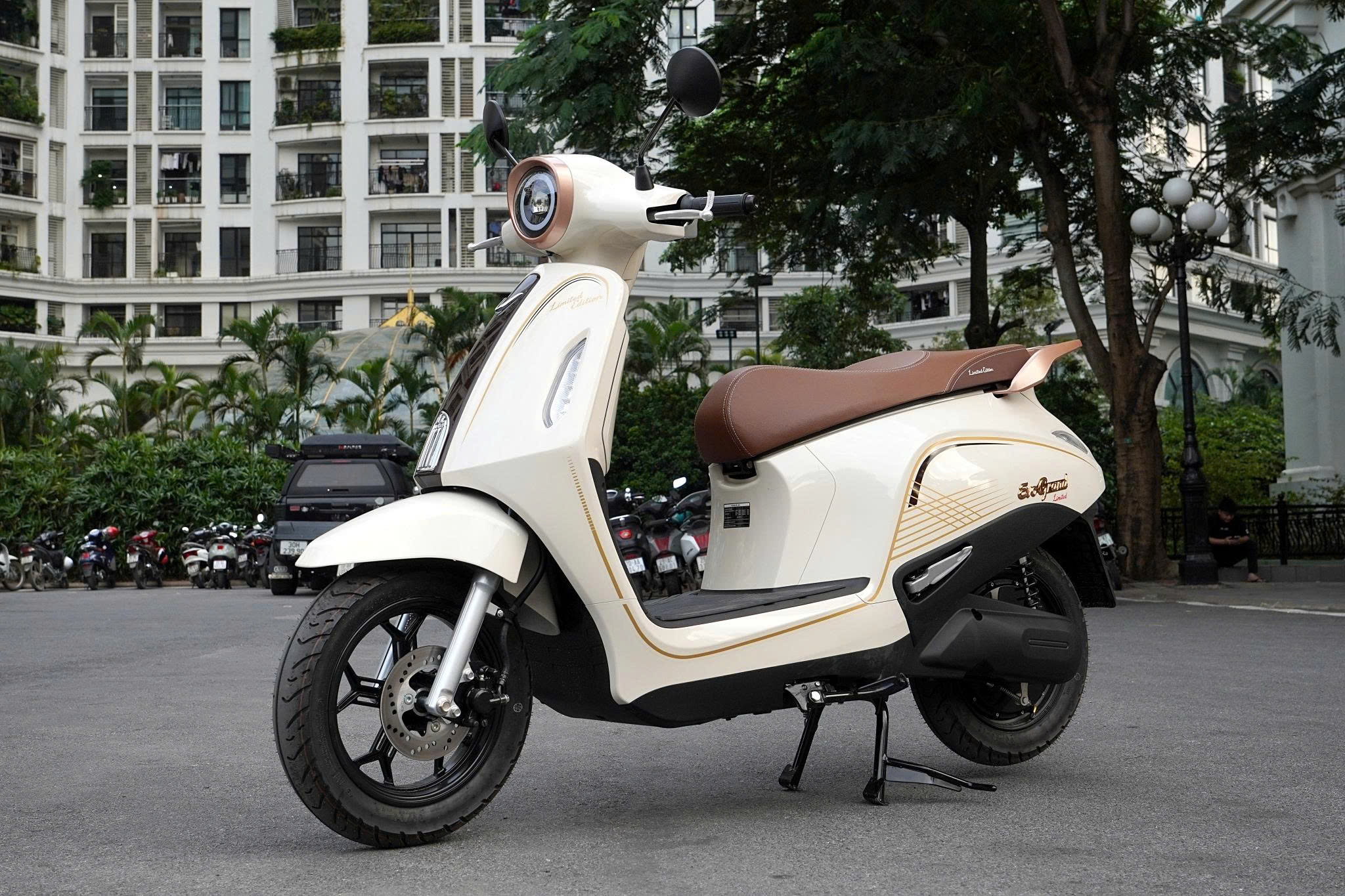 Car360 cover