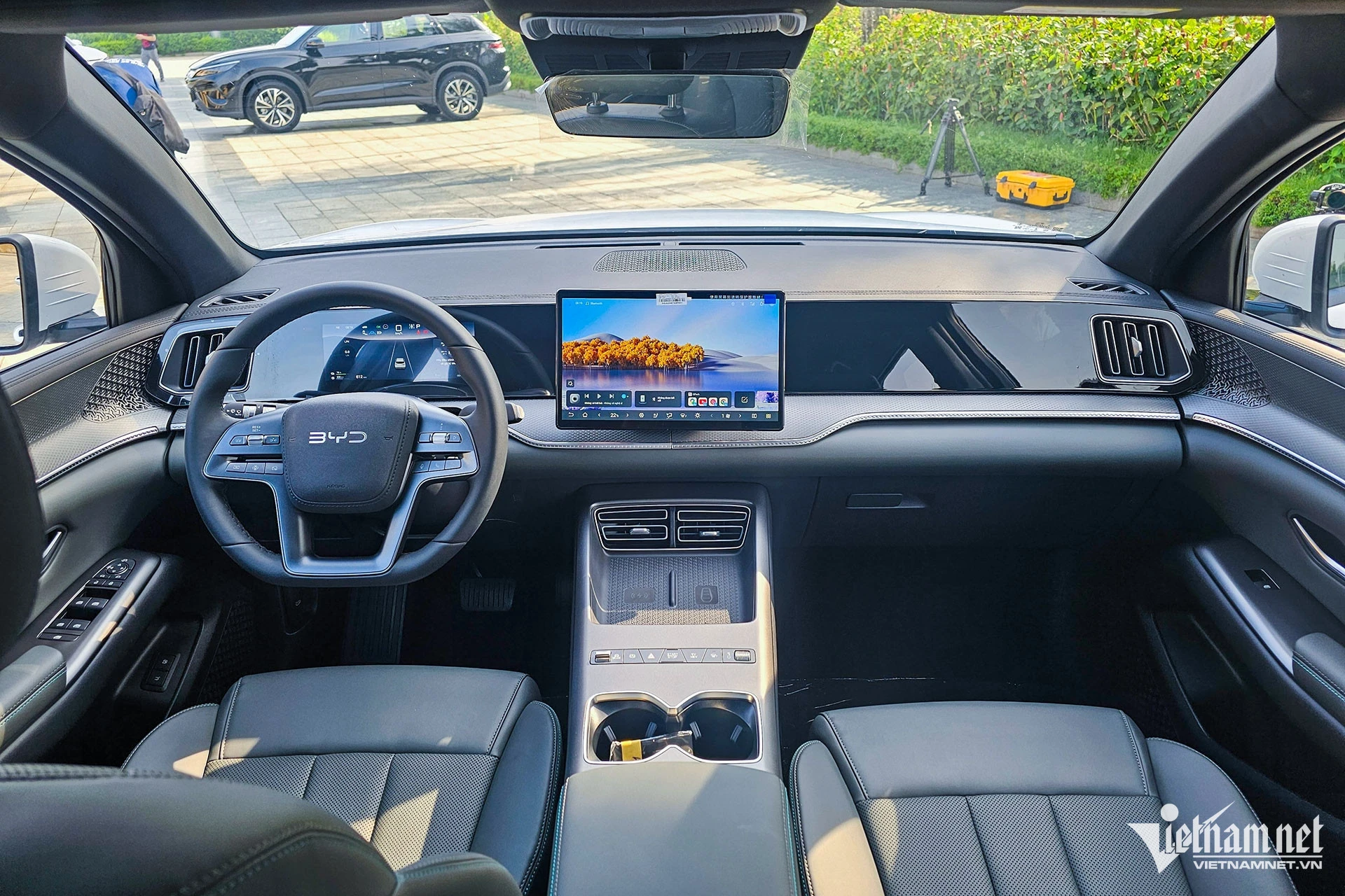 SUV PHEV, giá rẻ ngang Xforce, BYD Sealion 5 có cửa nào cạnh tranh tại Việt Nam? - Hình 12