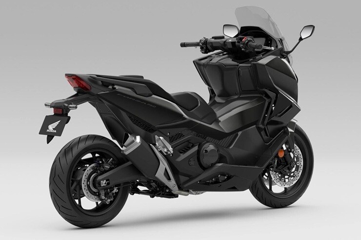 Maxi-scooter Honda Forza 750 2027 ra mắt: 59 mã lực, hộp số DCT 6 cấp - 8