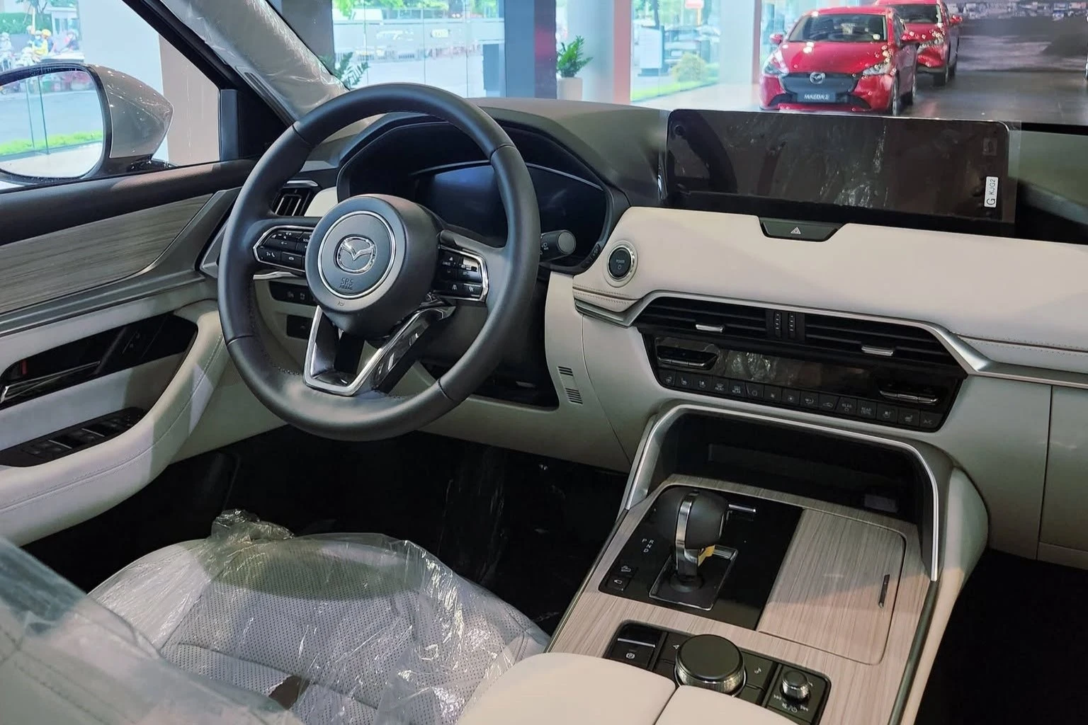 Mazda CX-90 lần đầu có ưu đãi tại đại lý, mức giảm 81 triệu đồng - Hình 3