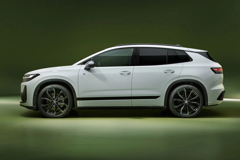 SUV chạy điện công suất 295 mã lực, phạm vi hoạt động 600km, giá hơn 1,2 tỷ đồng - Hình 3