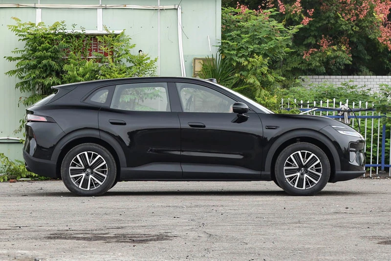 SUV hạng D mạnh 367 mã lực, trang bị tiên tiến, giá hơn 540 triệu đồng - Hình 2