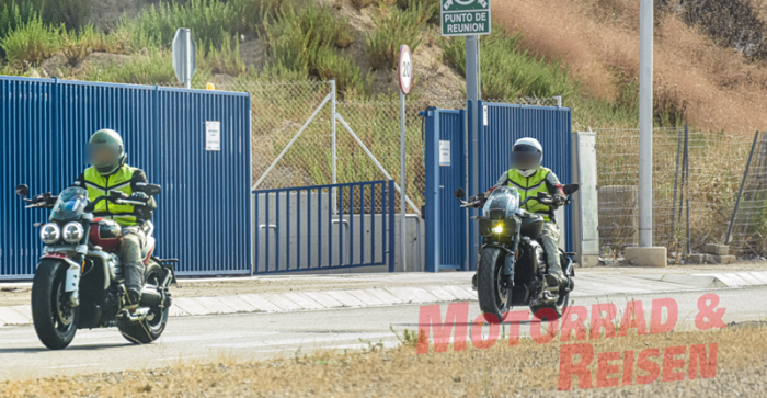 Rocket 3 chi tiết khung và đuôi