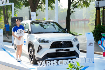 Toyota ưu đãi đến 74 triệu đồng cho khách hàng mua Yaris Cross HEV trong tháng 10.