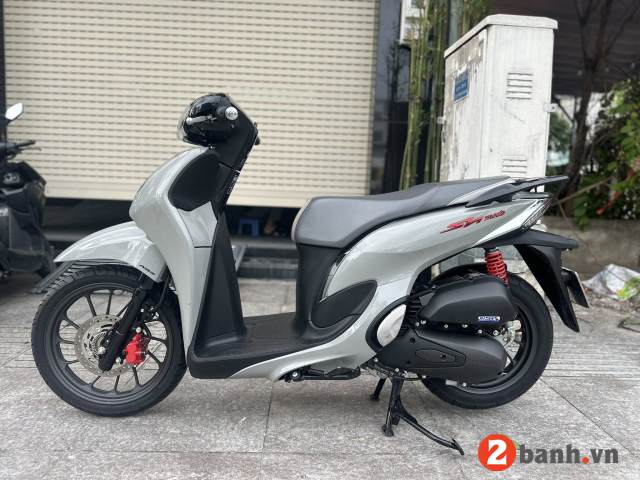 Sh mode 2027 xám xi măng bản thể thao giá bao nhiêu - 1