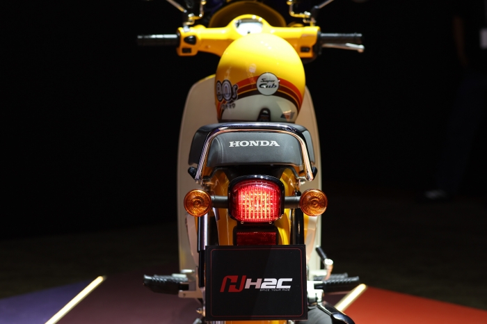 Honda-Super-Cub-110-6