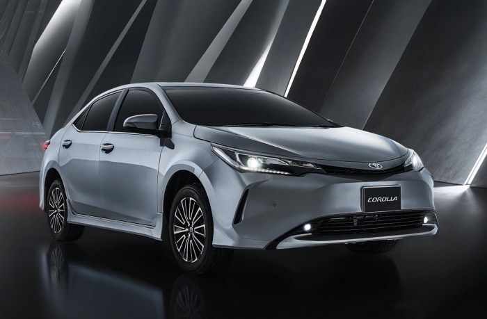 Toyota-Corolla-10
