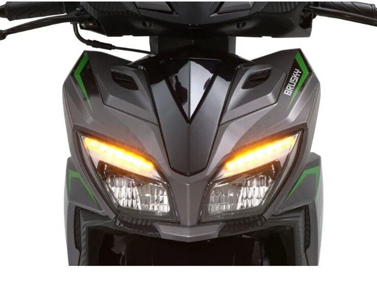 Kawasaki bất ngờ trình làng xe ga giá 32 triệu đồng, thách thức Air Blade - 2