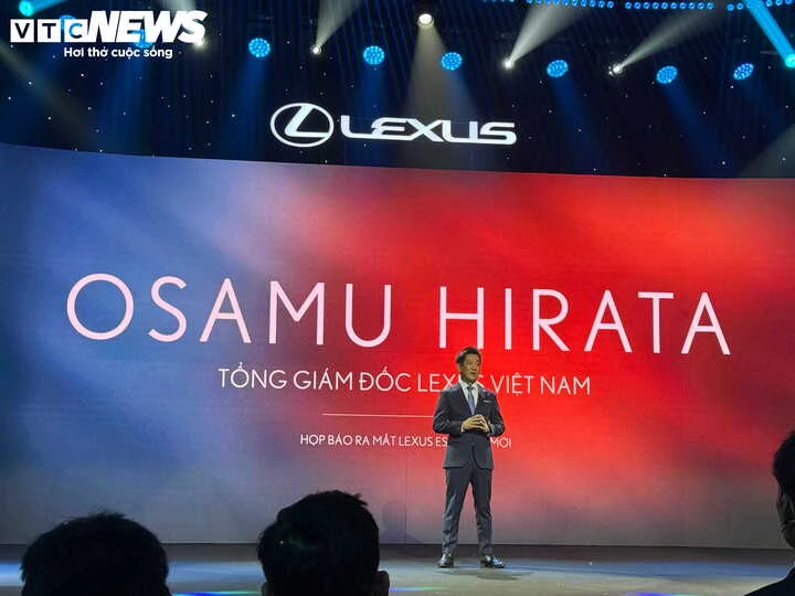 Cận cảnh Lexus ES thế hệ mới tại Việt Nam, giá từ 2,34 tỷ đồng - Hình 7