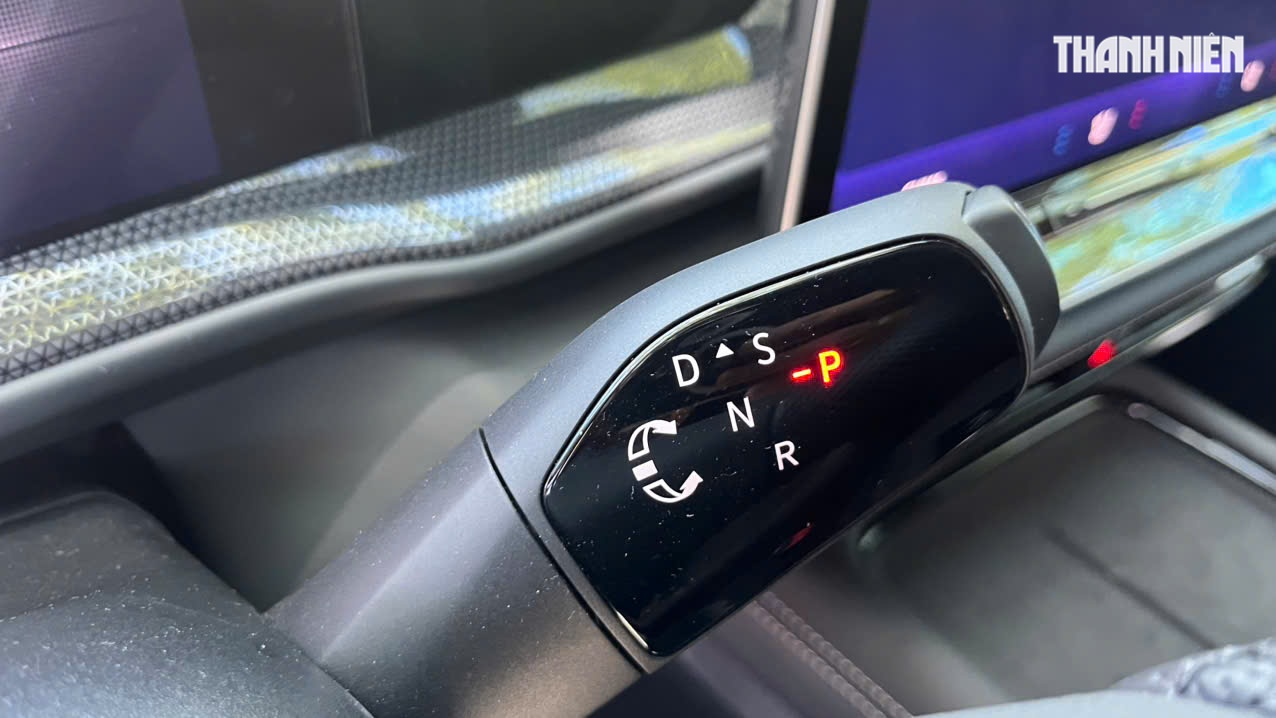 Lẫy chuyển số trên mẫu xe Volkswagen Teramont Pro