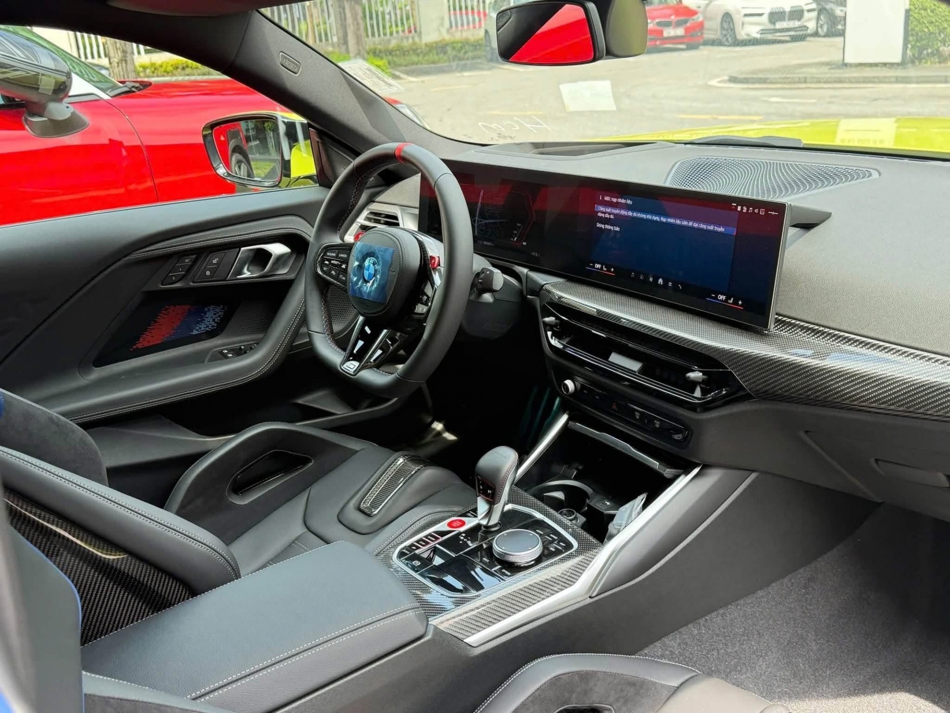 BMW M2 hệ thống hỗ trợ và an toàn