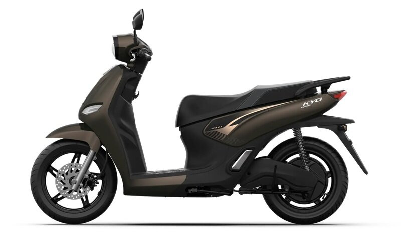 Xe máy điện VinFast Kyo đổi pin