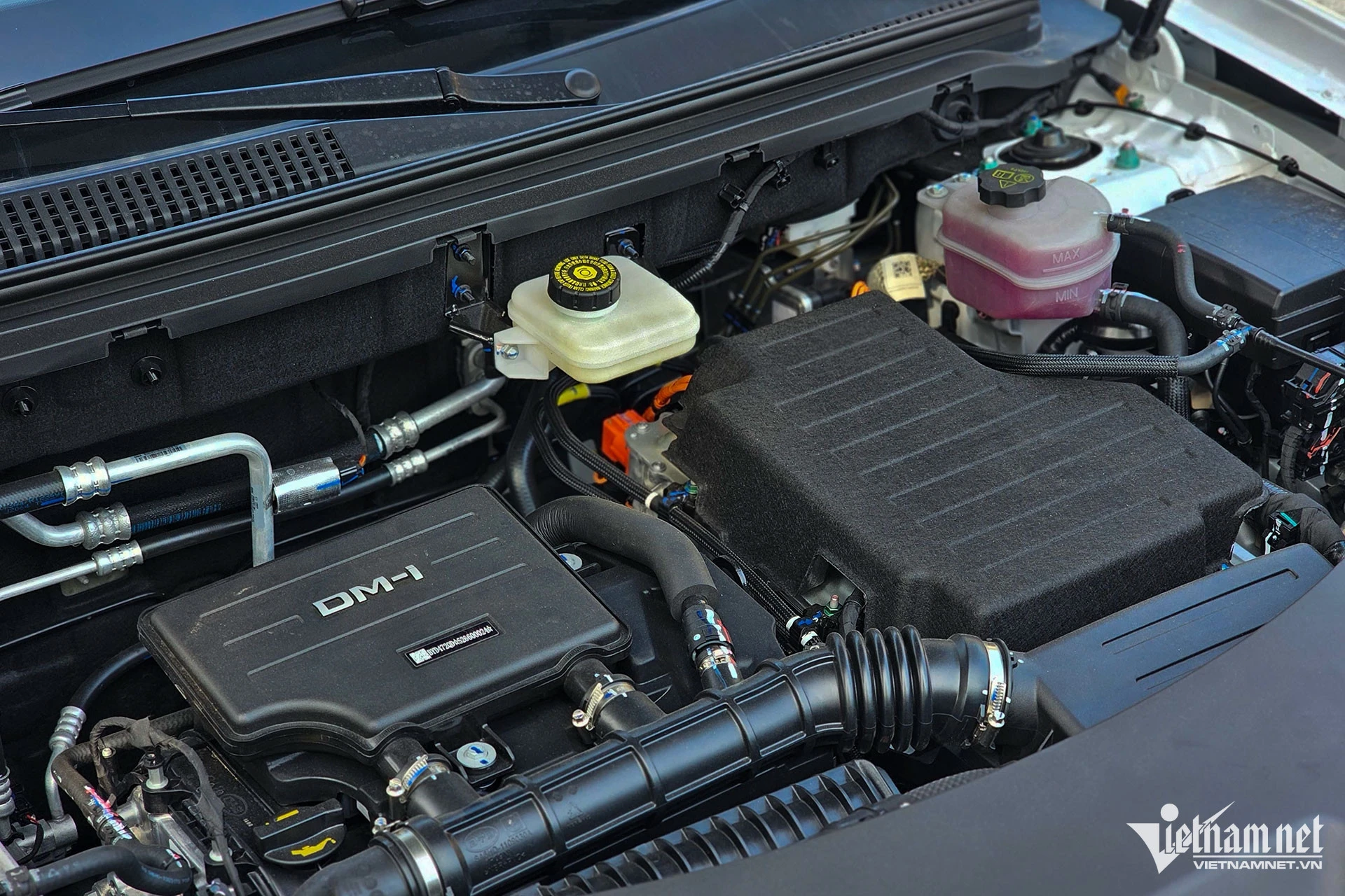 SUV PHEV, giá rẻ ngang Xforce, BYD Sealion 5 có cửa nào cạnh tranh tại Việt Nam? - Hình 9