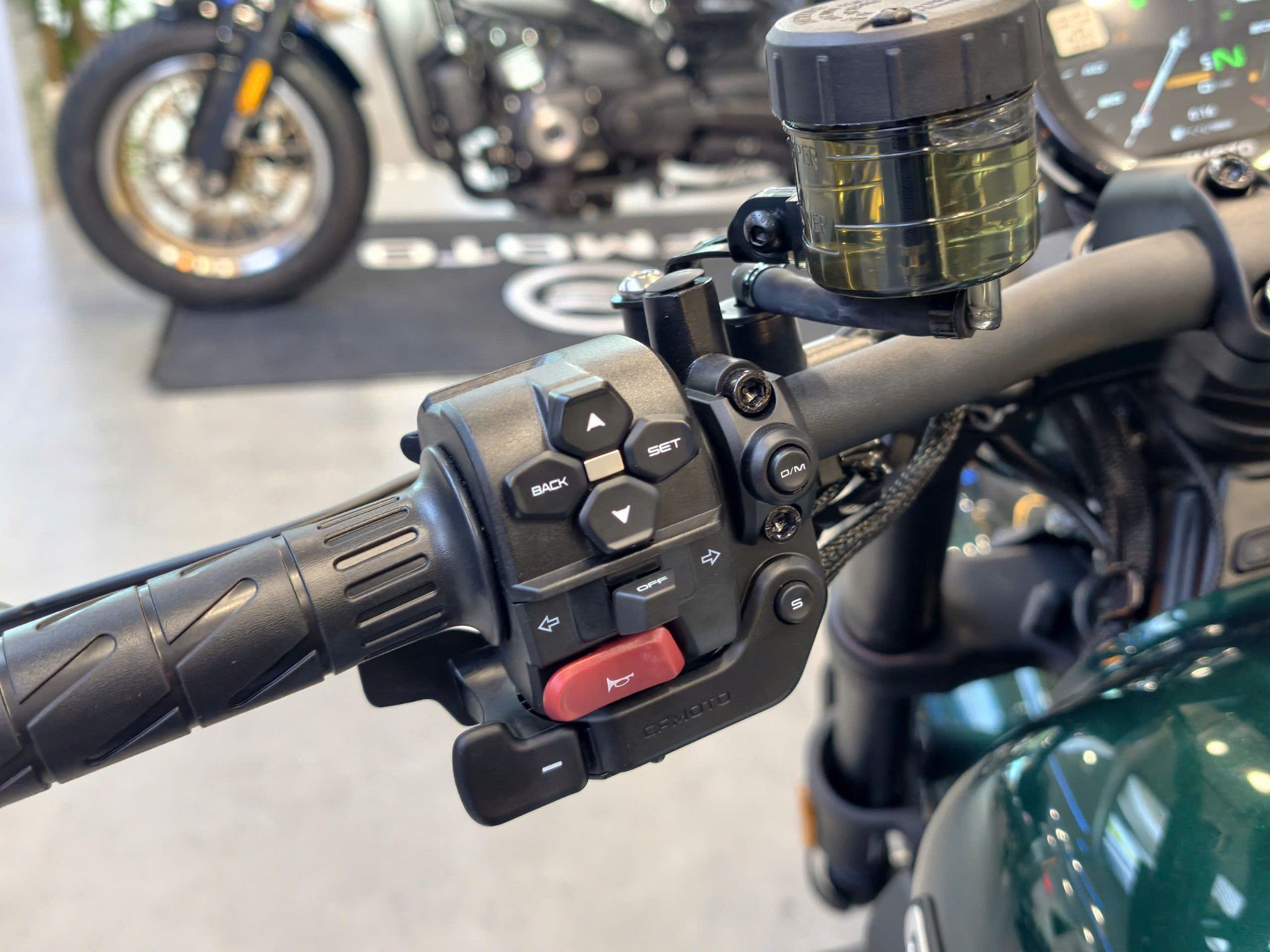 CFMoto 450CL-C AMT 2026 bên ngoài