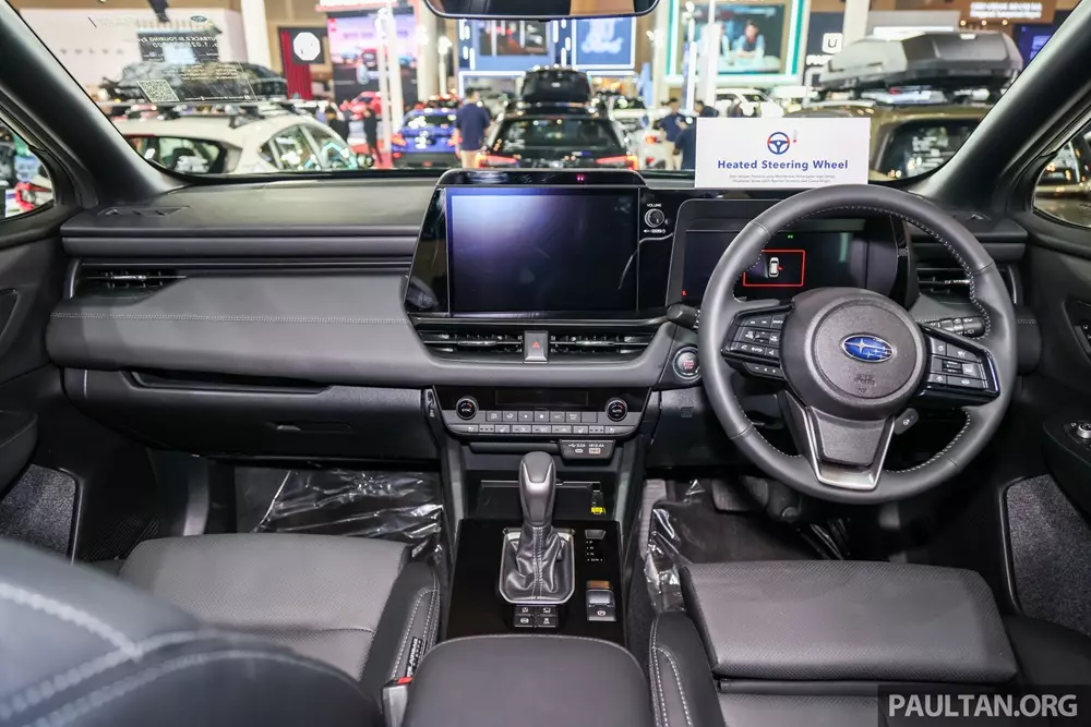 Khoang lái của Subaru Outback 2026 tại Indonesia