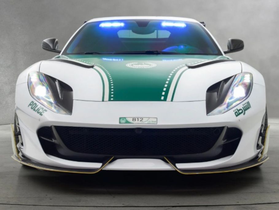 Ferrari 812 Superfast độ Mansory
