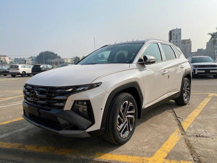 Thuế sắp đổi: Thời điểm vàng mua xe Hybrid giá rẻ? - 5