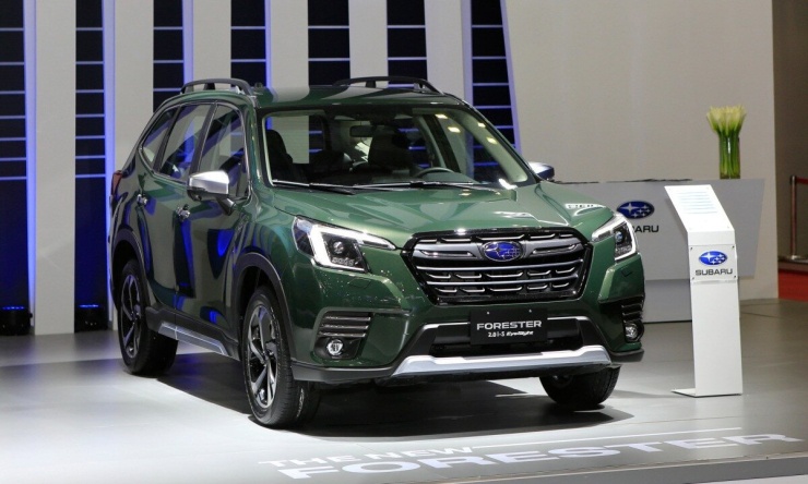 Subaru Forester thế hệ cũ được giảm giá đến hơn 300 triệu đồng nhằm đẩy hàng tồn. Ảnh: Subaru VN
