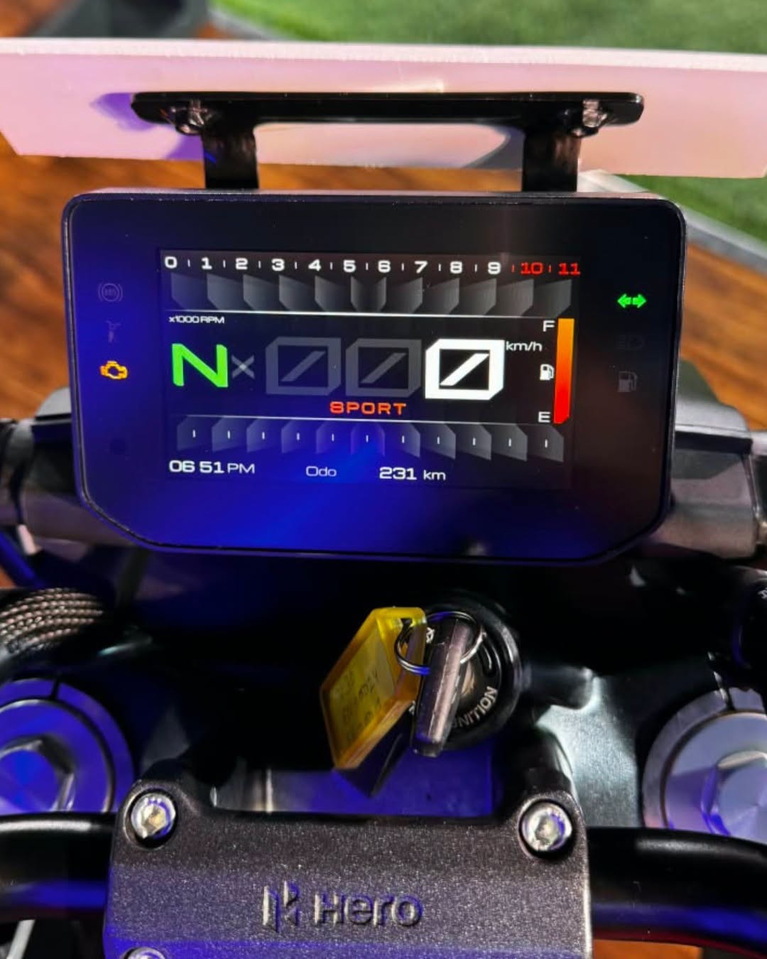 ‘Vua côn tay’ 163cc mới ra mắt giá 34,6 triệu đồng rẻ hơn Yamaha Exciter, có phanh ABS 2 kênh vượt trội Honda Winner R ảnh 6