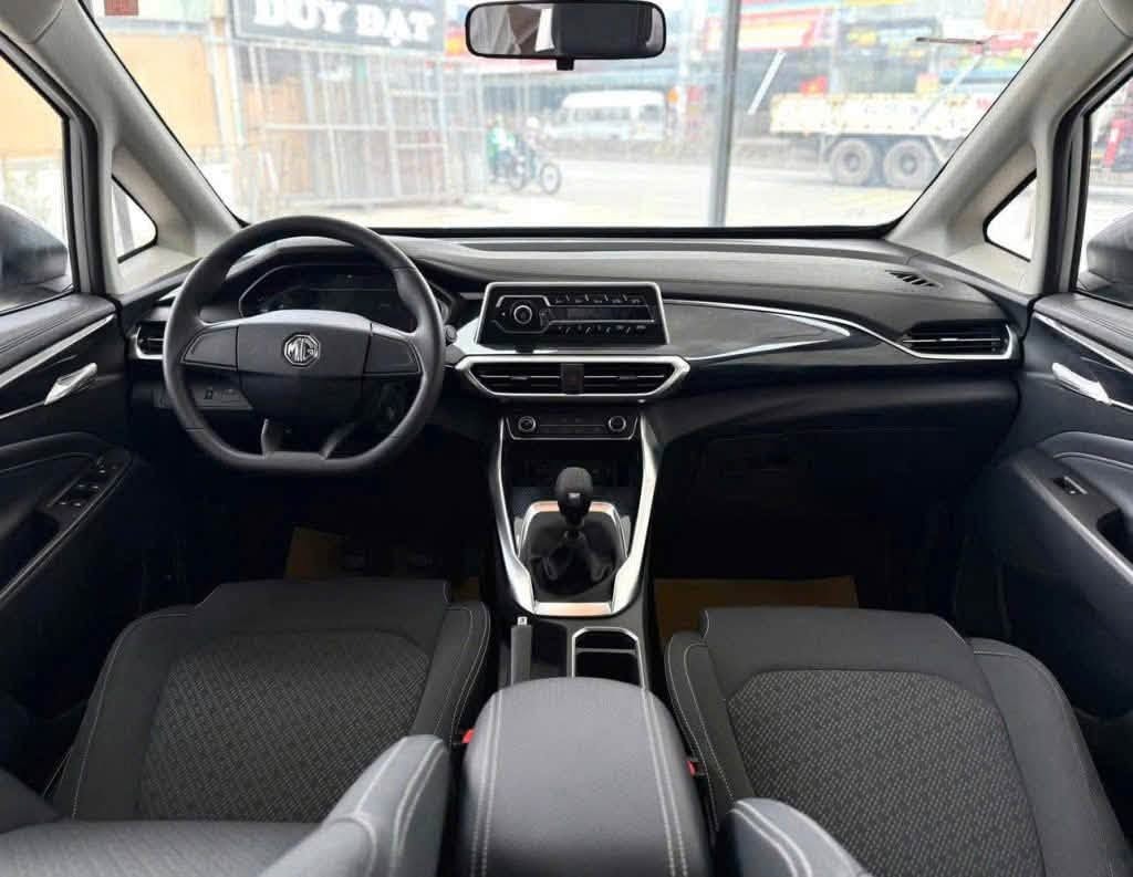 MG G50 nội thất 2