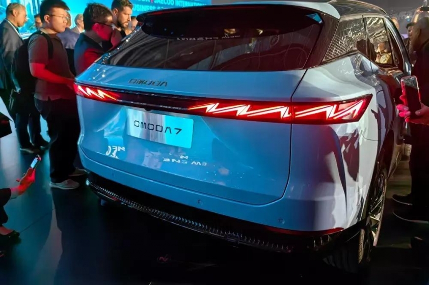 Omoda C7 SHS-H (2)