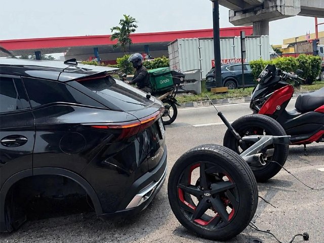 Car360 cover