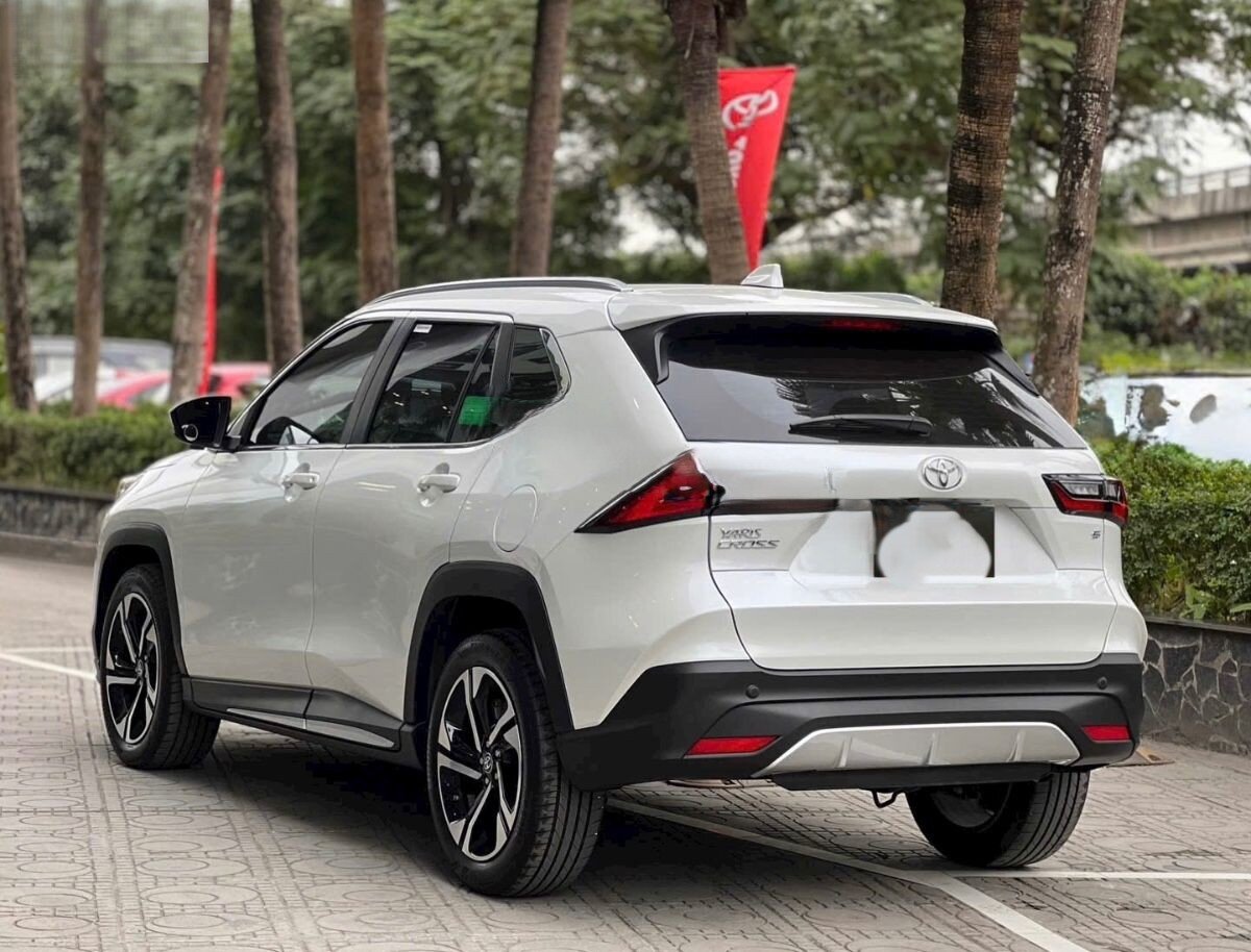 Ảnh thực tế một chiếc Toyota Yaris Cross được rao bán.