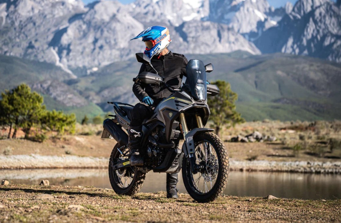 Chính thức ra mắt ‘ông hoàng’ côn tay của Ý giá 63 triệu đồng: Khác biệt Yamaha Exciter, có ABS kênh đôi ăn đứt Winner R ảnh 2
