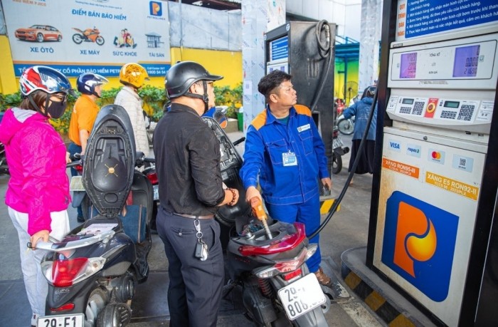 Tin xe trưa 21/10: ‘Vua côn tay’ 250cc mới ra mắt với giá 54 triệu đồng, rẻ ngang Honda Winner R và Yamaha Exciter ảnh 2