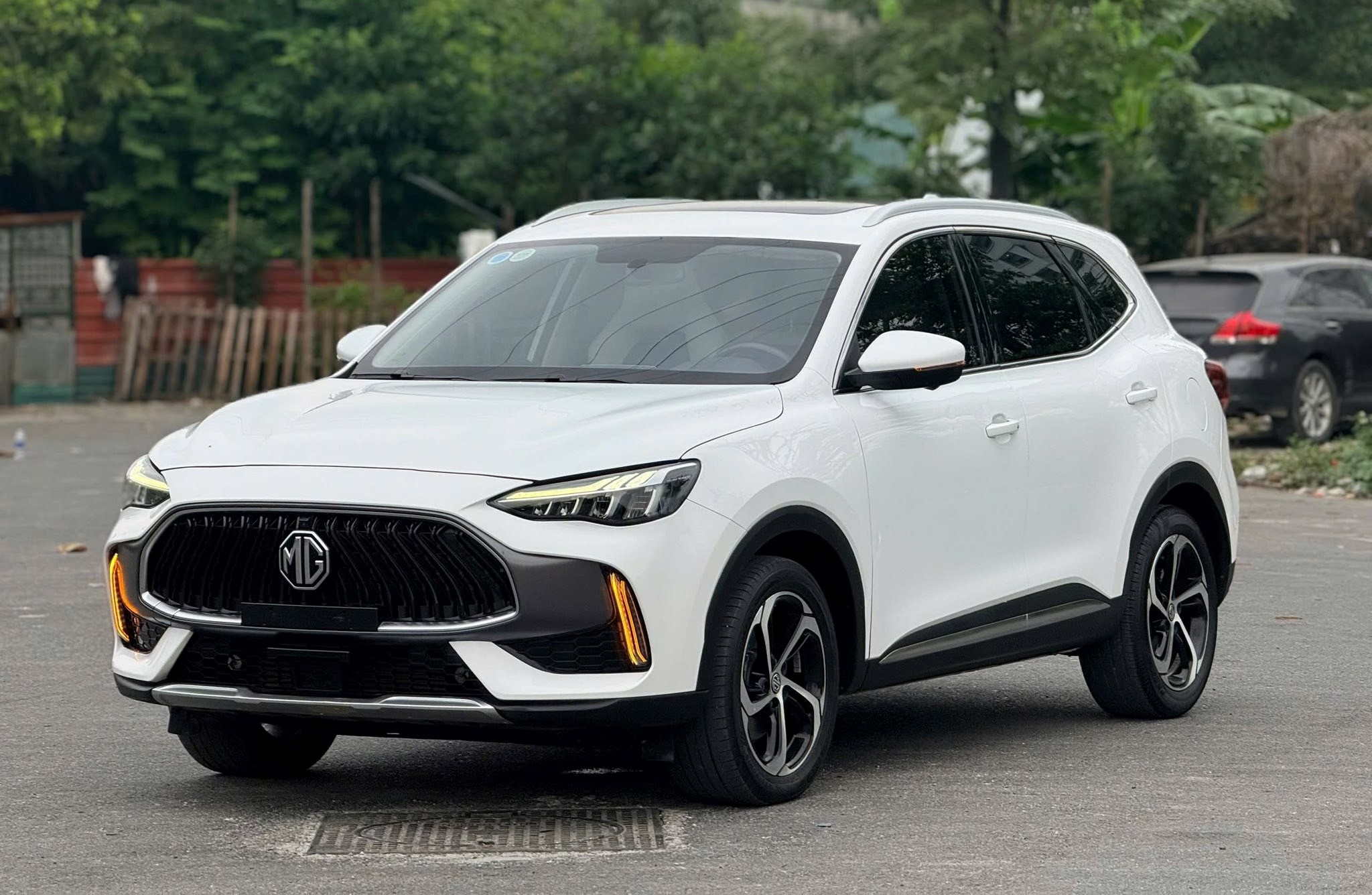 3 mẫu xe đang xả hàng tồn kho, giá thấp chưa từng có - Ảnh 3.