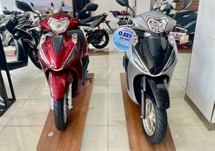gia-xe-honda-lead-2